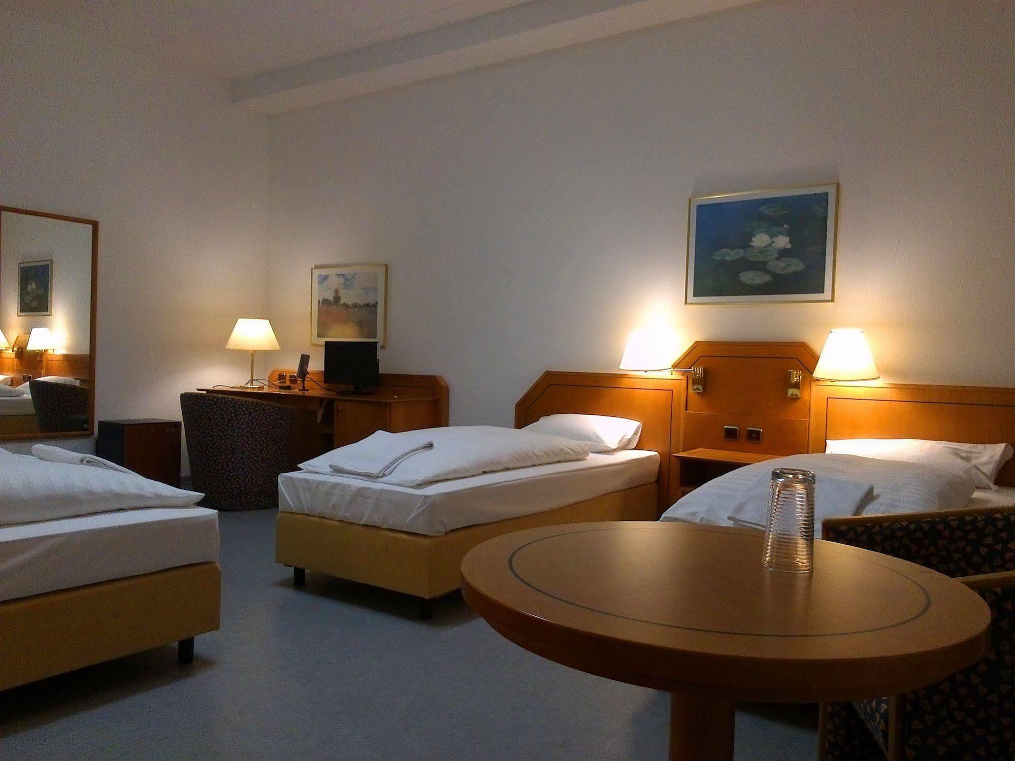 Willy Hotel Frankfurt Frankfurt am Main Kültér fotó