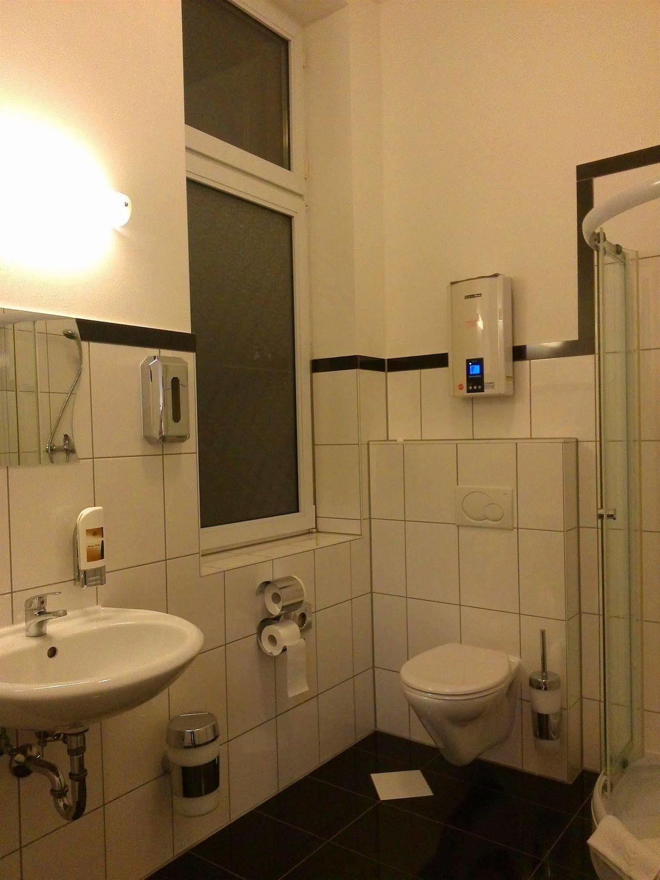 Willy Hotel Frankfurt Frankfurt am Main Kültér fotó