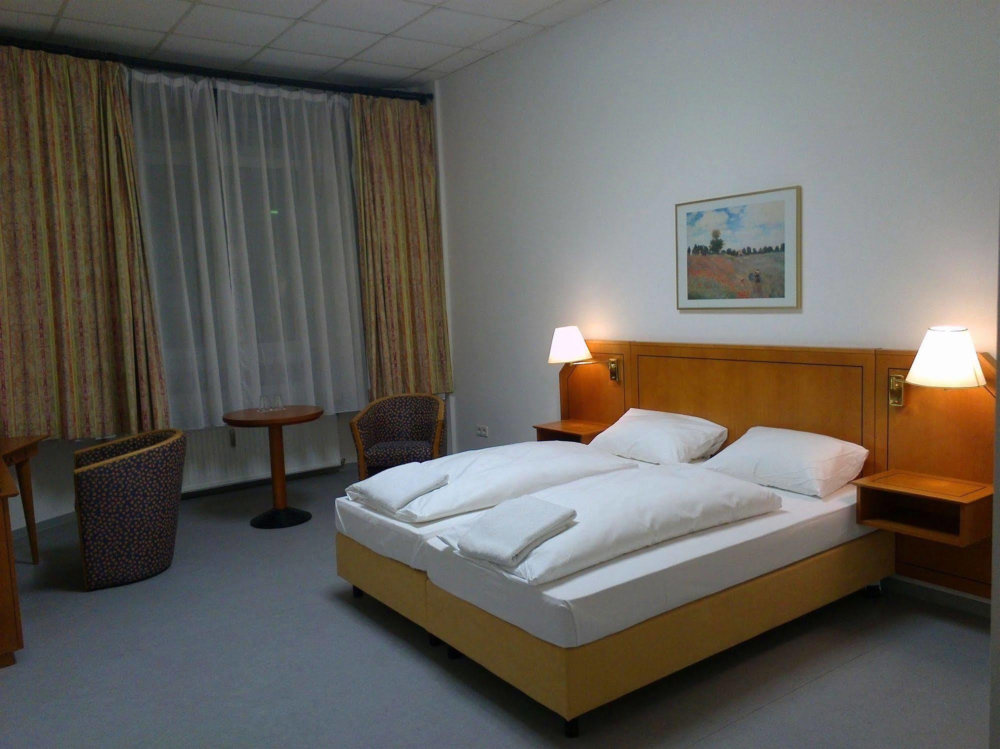 Willy Hotel Frankfurt Frankfurt am Main Kültér fotó